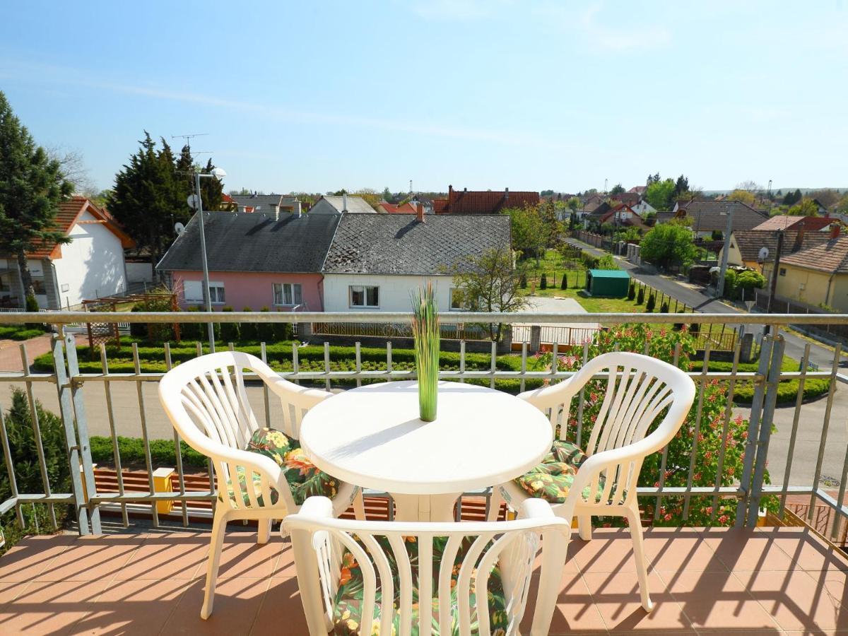 Apartment Amarillo 3-3 By Interhome Balatonkeresztur Luaran gambar